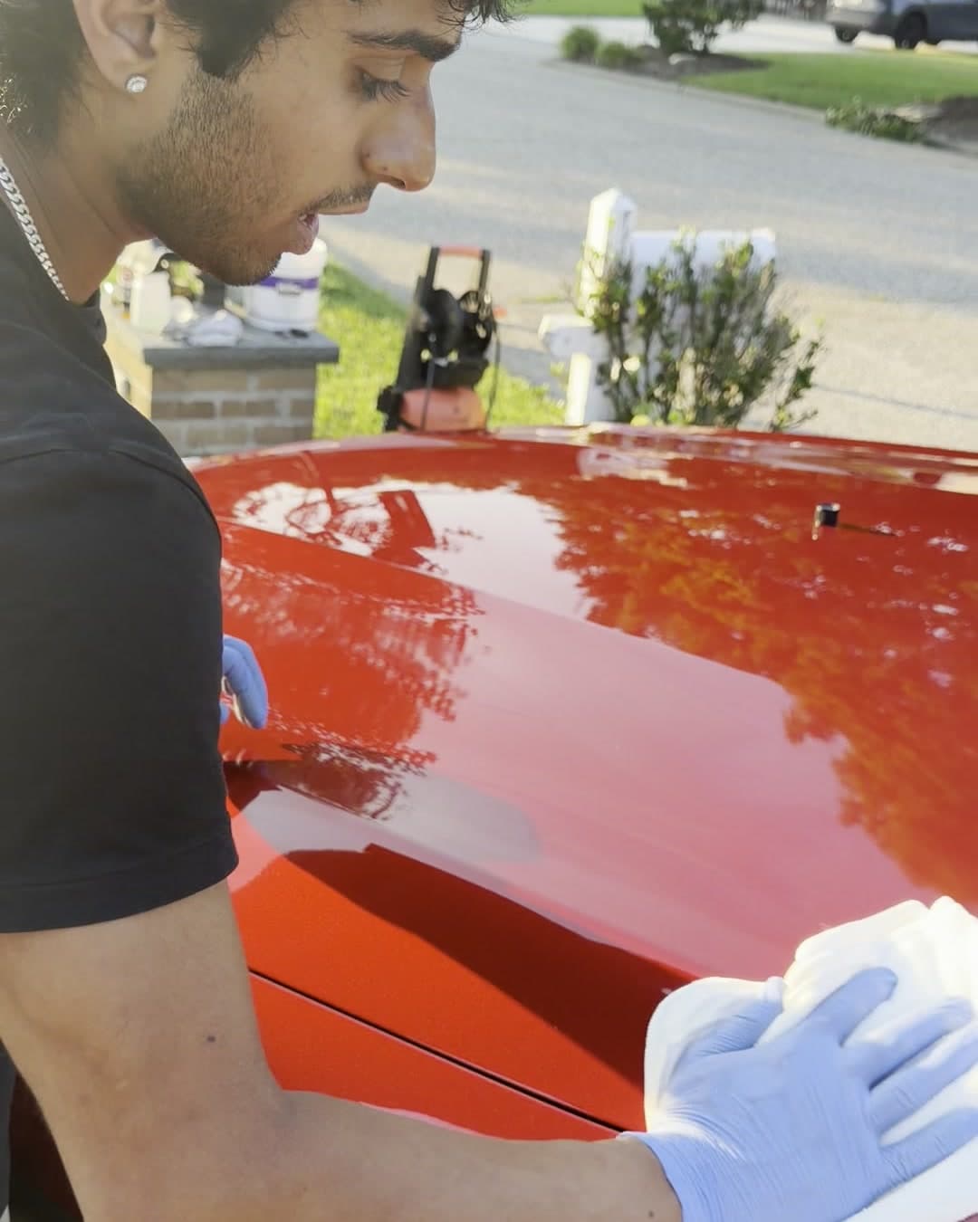 Stej buffing a freshly ceramic-coated hood
